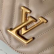 Louis Vuitton New Wave Chain Bag In Beige M58552 Size 24x14x9cm - 5