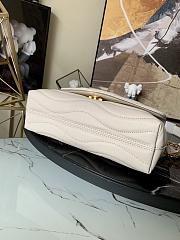 Louis Vuitton New Wave Chain Bag In White M58552 Size 24x14x9cm - 3