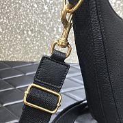 Valentino Garavani Identity Leather Hobo Size 30x9x27cm - 6