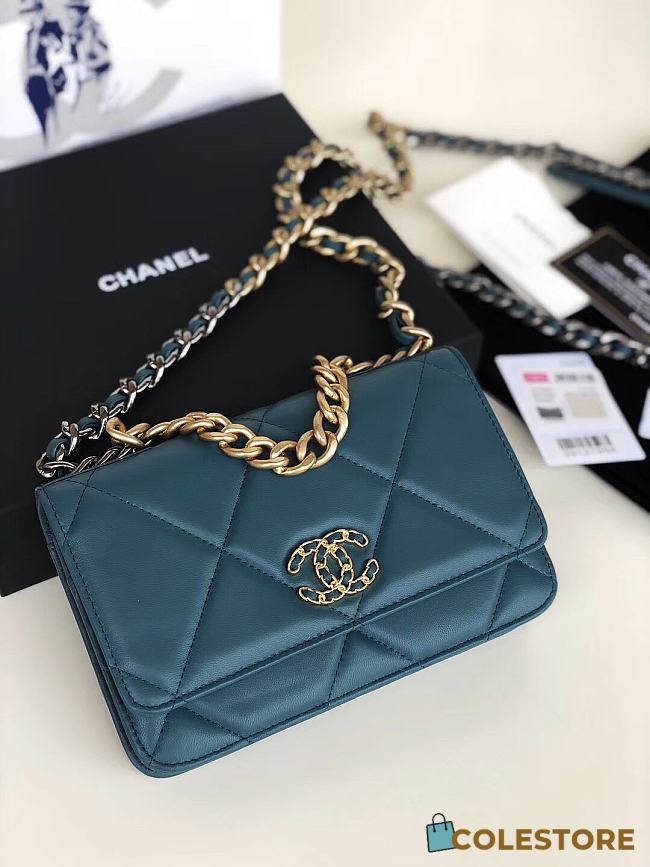 Chanel 19 Wallet On Chain With Blue Lambskin AP0957 Size 19cm 