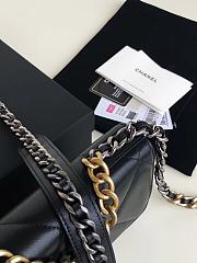 Chanel 19 Wallet On Chain With Black Lambskin AP0957 Size 19cm - 2