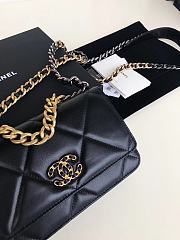 Chanel 19 Wallet On Chain With Black Lambskin AP0957 Size 19cm - 4