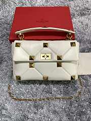 Valentino Garavani Roman Stud Shoulder Bag WB0I6 Size 30x20x12cm - 1
