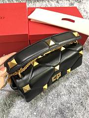 Valentino Garavani Roman Stud In Black Shoulder Bag WB0I6 Size 30x20x12cm - 4