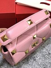 Valentino Garavani Roman Stud In Pink Shoulder Bag WB0I6 Size 30x20x12cm - 4