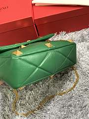 Valentino Garavani Roman Stud In Green Shoulder Bag WB0I6 Size 30x20x12cm - 4