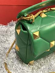 Valentino Garavani Roman Stud In Green Shoulder Bag WB0I6 Size 30x20x12cm - 5
