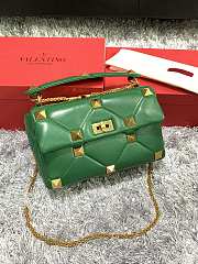 Valentino Garavani Roman Stud In Green Shoulder Bag WB0I6 Size 30x20x12cm - 2