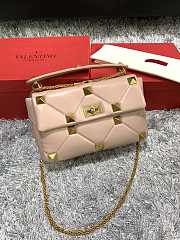 Valentino Garavani Roman Stud In Beige Shoulder Bag WB0I6 Size 30x20x12cm - 5