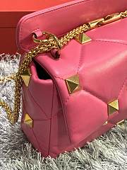 Valentino Garavani Roman Stud In Rose Shoulder Bag WB0I6 Size 30x20x12cm - 5