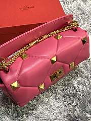 Valentino Garavani Roman Stud In Rose Shoulder Bag WB0I6 Size 30x20x12cm - 4