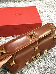 Valentino Garavani Roman Stud In Brown Shoulder Bag WB0I6 Size 30x20x12cm - 6