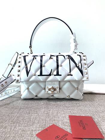 Valentino Garavani VLTN Candystud Bag In White Quilted Leather Bag SW2B0 Size 23x11x7cm