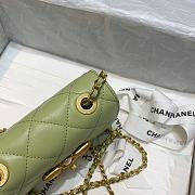 Chanel Resin Stone Small Flap Bag In Green AS2251 Size 14.5x5x10.5cm - 6