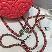 Chanel Camellia Rose Round Clutch With Chain Size 12cm - 2