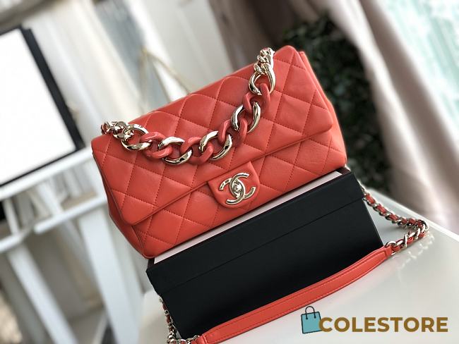 Chanel Elegant Resin Double Chain Flap Bag In Red Size 16x24x6cm - 1