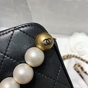 Chanel Double Zip Clutch Pearl Chain Size 19cm - 5