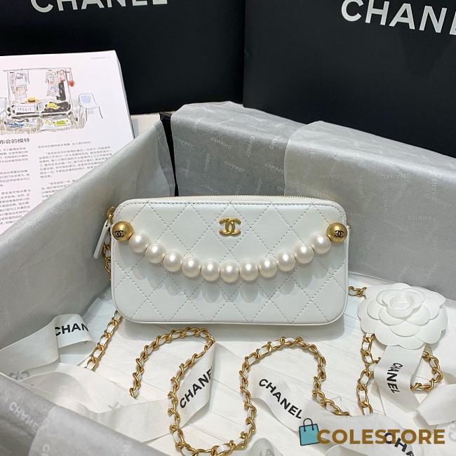 Chanel Double Zip Clutch Pearl Chain In White Size 19cm - 1
