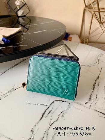 Louis Vuitton Zippy Coin Purse Green Epi Leather M60067 Size 11x8.5x2cm