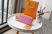 Louis Vuitton Zippy Wallet In Pink Mahina Leather M42616 Size 19x10cm - 3