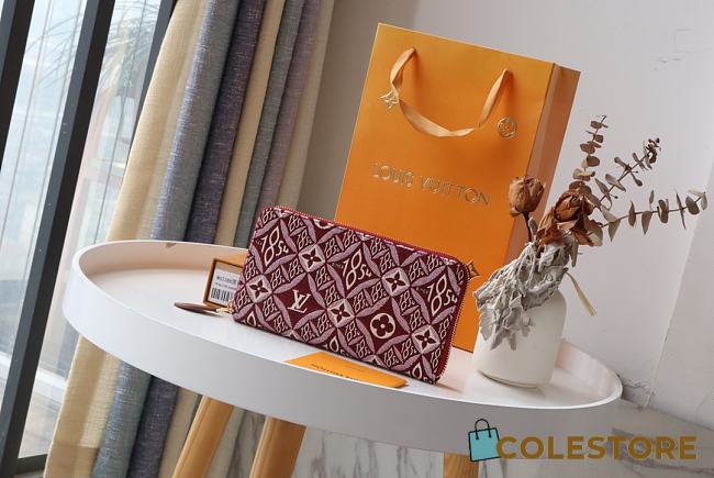 Louis Vuitton Zippy Wallet M69994 Size 19x10cm - 1