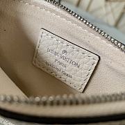 Louis Vuitton Key Pouch Mahina Leather In White M69508 Size 13.8X9X1.5cm - 4