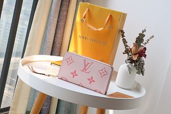 Louis Vuitton Zipper Wallet Rose Bud Pink M80402 Size 19.5x10.5x 2.5cm