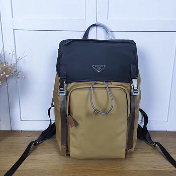 Prada Saffiano Backpack 2VZ135 Size 27x45x17cm