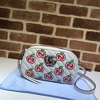 Gucci GG Marmont Small Shoulder Cherry 447632 Size 24x12x7cm