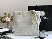 Chanel Deauville Shopping Bag In White A67001 Size 28cm - 4