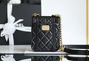 Chanel Vertical Flap Bag Preview Counter Size 17x14x7cm - 5