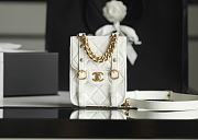 Chanel Vertical Flap Bag Preview Counter In White Size 17x14x7cm - 1