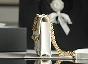 Chanel Vertical Flap Bag Preview Counter In White Size 17x14x7cm - 5