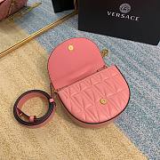Versace Logo Plaque Quilted Belt Bag DV3G9 Size 18x4x14cm - 2