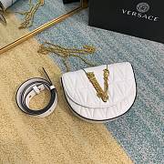 Versace Logo Plaque Quilted Belt Bag In White DV3G9 Size 18x4x14cm - 2