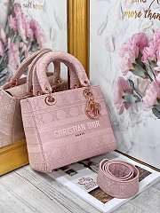 Dior Medium Lady D-Lite Handbag Cane Embroidery In Pink Rose Gold M0565 Size 24x20x11cm - 2