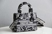 Dior Medium Lady D-Lite Black&White Handbag 44532 Size 24x20x11cm - 1