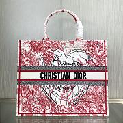Dior Book Tote Red and White D-Royaume d'Amour Embroidery 41.5cm - 1
