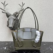 Bottega Veneta Mini Arco Tote Bag In Grey Green 60060 Size 29x17.5x17cm - 5