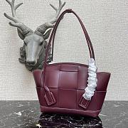 Bottega Veneta Mini Arco Tote Bag In Wine 60060 Size 29x17.5x17cm - 5