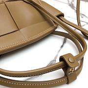Bottega Veneta Mini Arco Tote Bag In Brown 60060 Size 29x17.5x17cm - 4