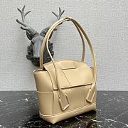 Bottega Veneta Mini Arco Tote Bag In Beige 60060 Size 29x17.5x17cm - 3