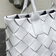 Botega Venetta Body Bag 44091 Size 23x33x12cm - 3