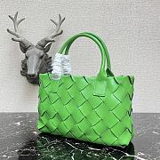 Botega Venetta Body Bag In Green 44091 Size 23x33x12cm - 4