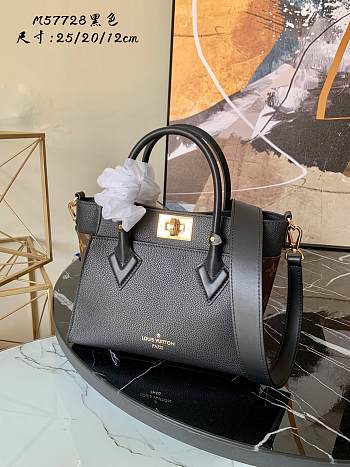 Louis Vuitton On My Side High End Leather M53823 Size 25x20x12cm
