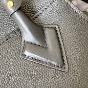 Louis Vuitton On My Side High End Leather M53823 Size 25x20x12cm - 2