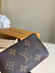  Louis Vuitton Cles Coin Case M62650 Size 12x7 cm - 6