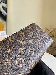 Louis Vuitton Zippy Monogram Wallet M42616 Size 19.5x10.5x2.5 cm - 2