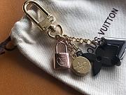 Louis Vuitton Key Chain M67377  - 2