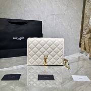 YSL Becky Chain Bag In White Quilted Leather 65077 Size: 25x17x7cm - 1